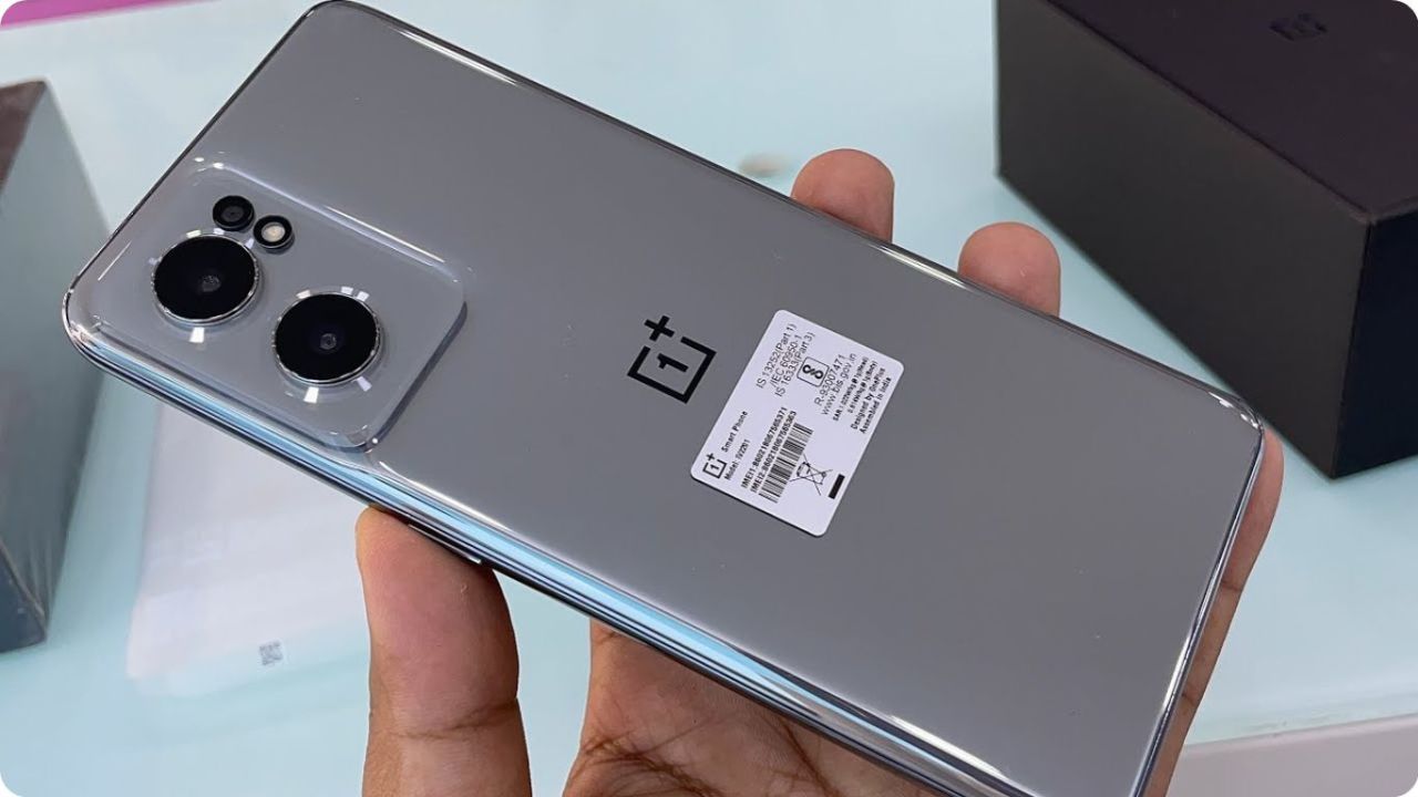 OnePlus Nord 2T